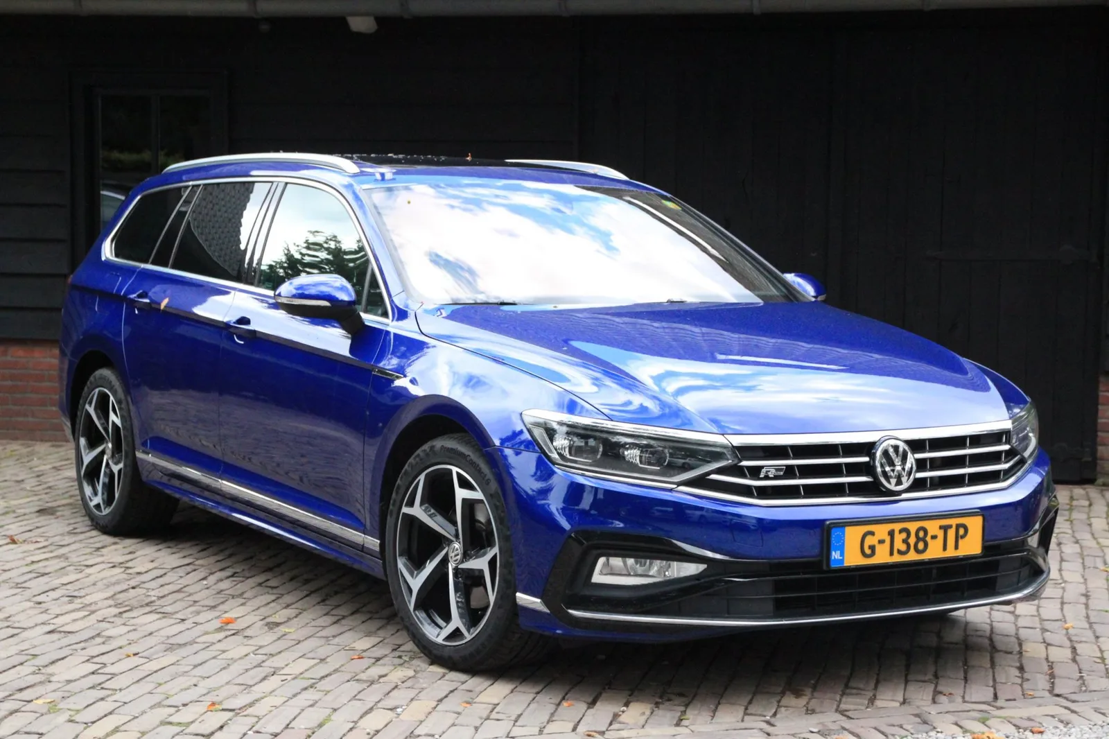 Volkswagen Passat (2020) — foto 1