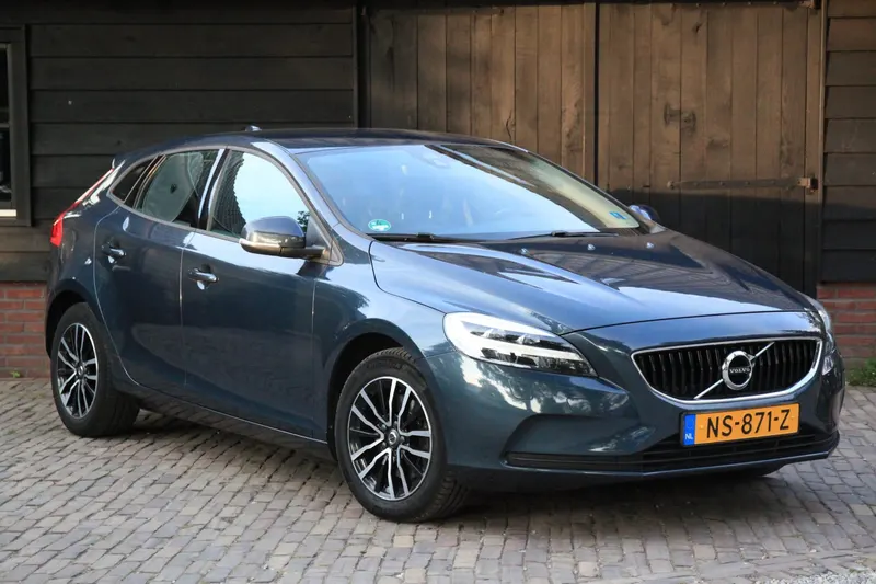 Volvo V40 (2017)