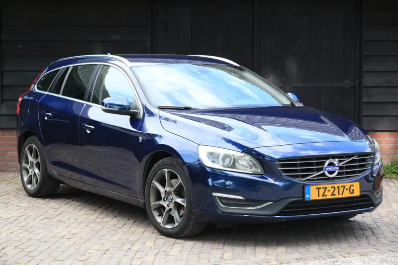 Volvo V60 (2015)