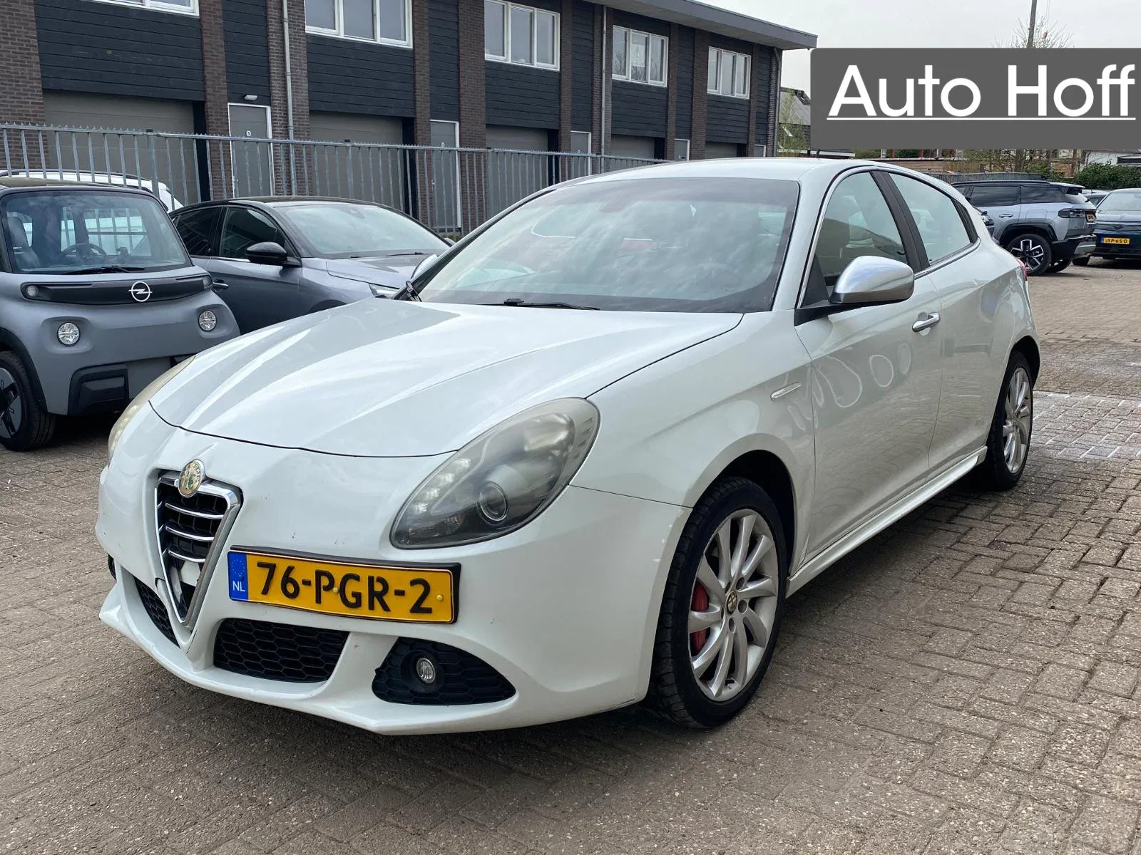 Alfa Romeo Giulietta (2011) — foto 1