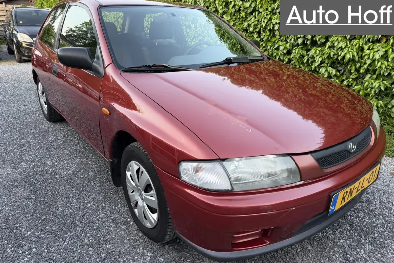 Mazda 323 (1997)
