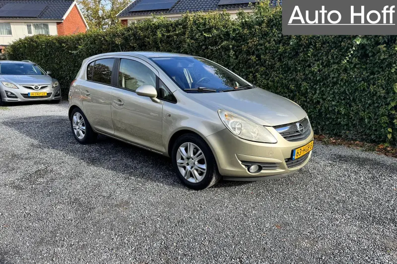 Opel Corsa (2008)
