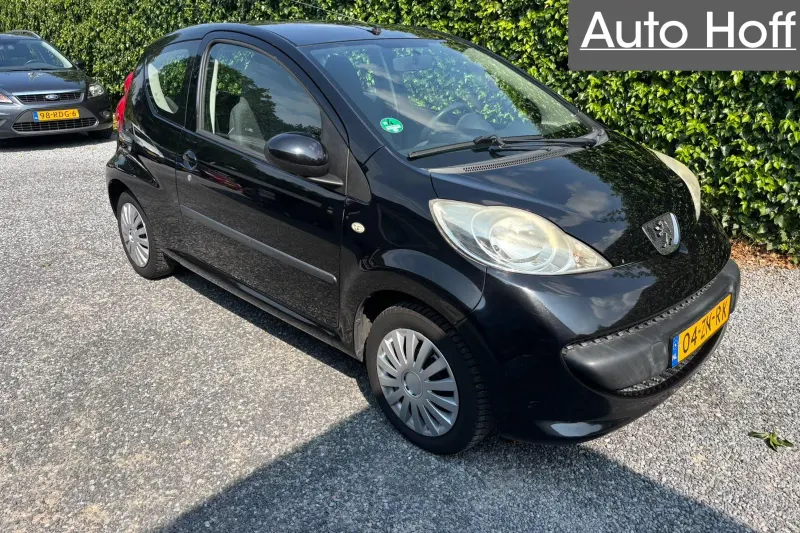 Peugeot 107 (2008)