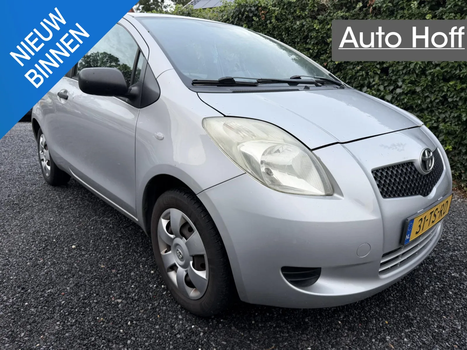Toyota Yaris (2007) — foto 1