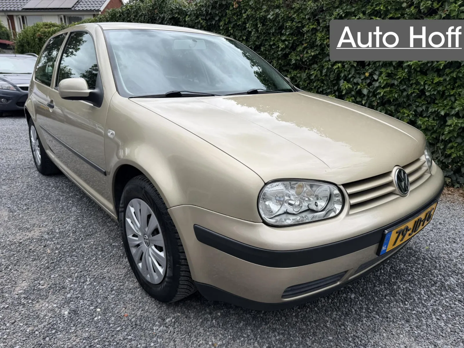 Volkswagen Golf (2002) — foto 1