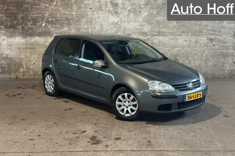 Volkswagen Golf (2004)