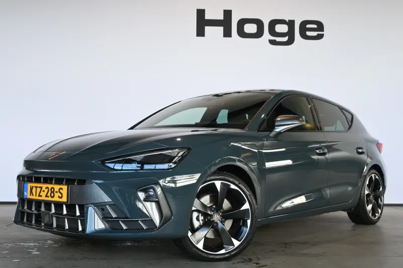 CUPRA Leon (2025)