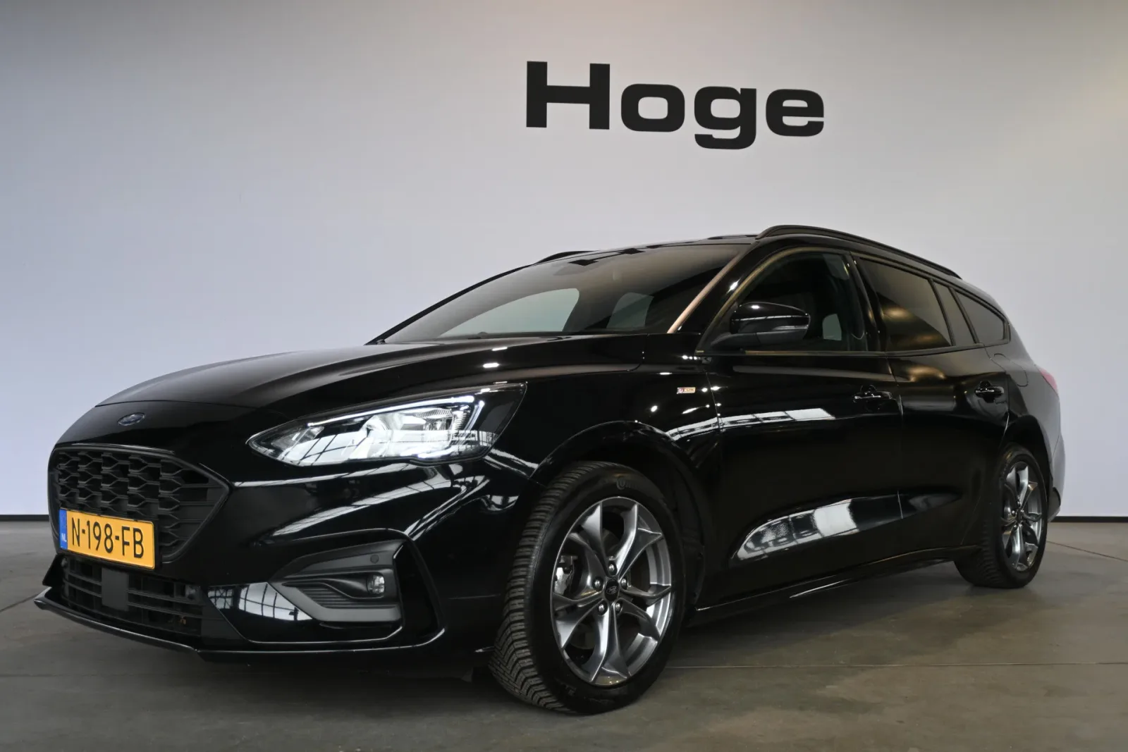 Ford Focus (2021) — foto 1