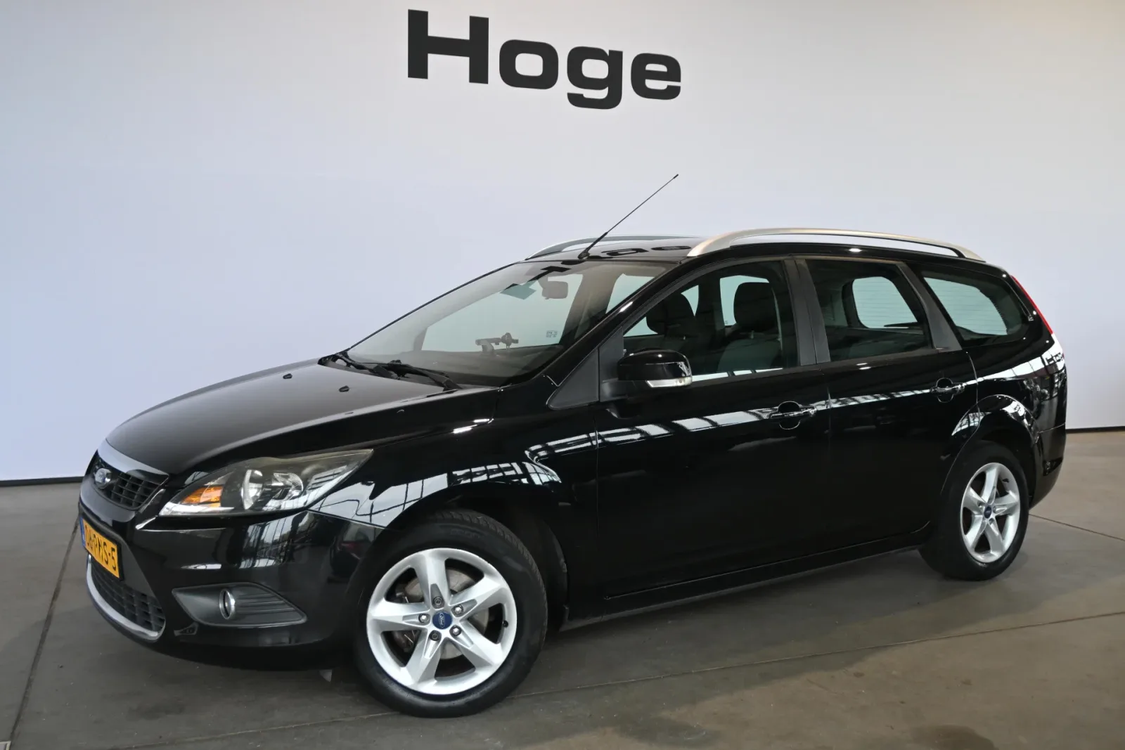 Ford Focus (2011) — foto 1