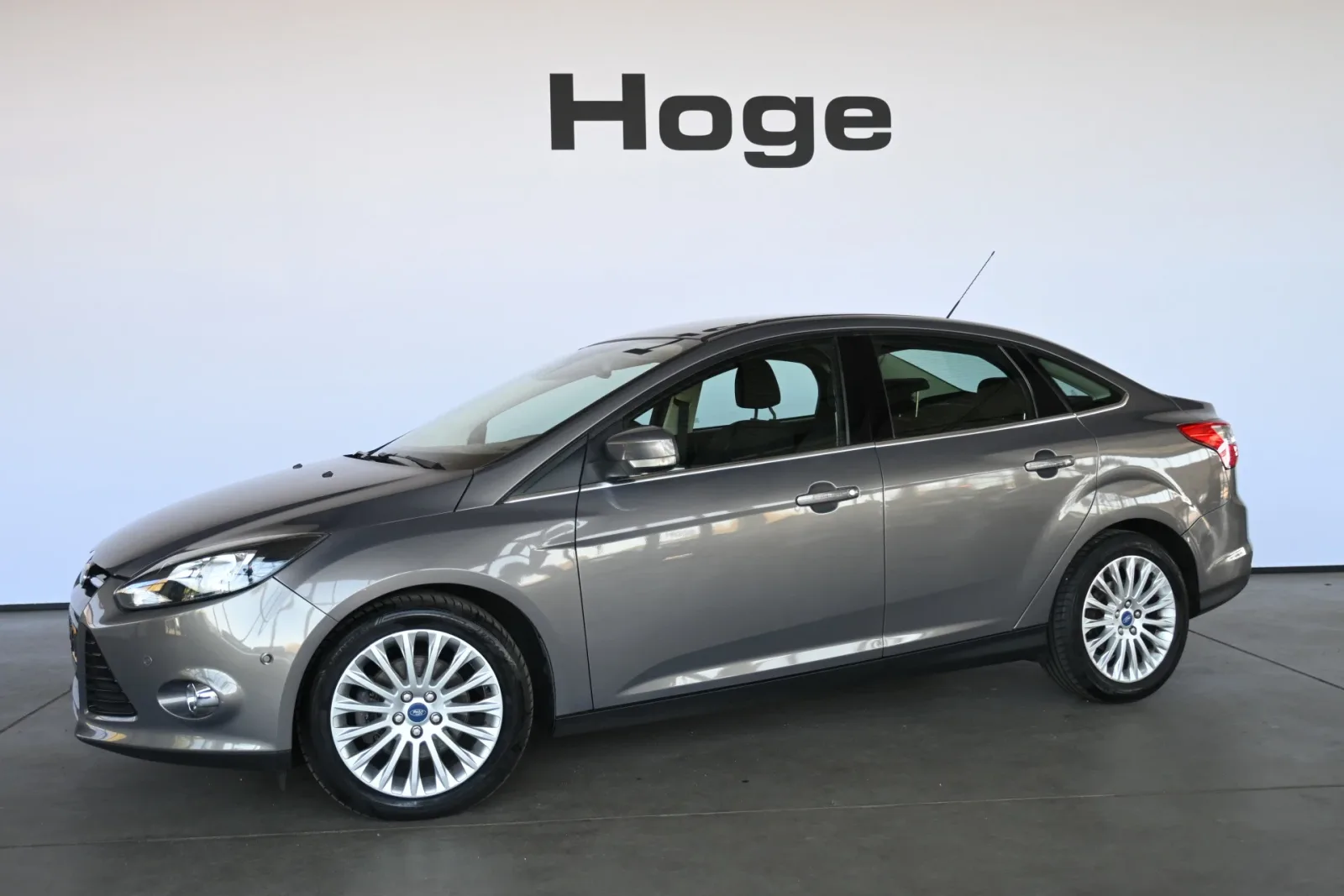 Ford Focus (2011) — foto 1