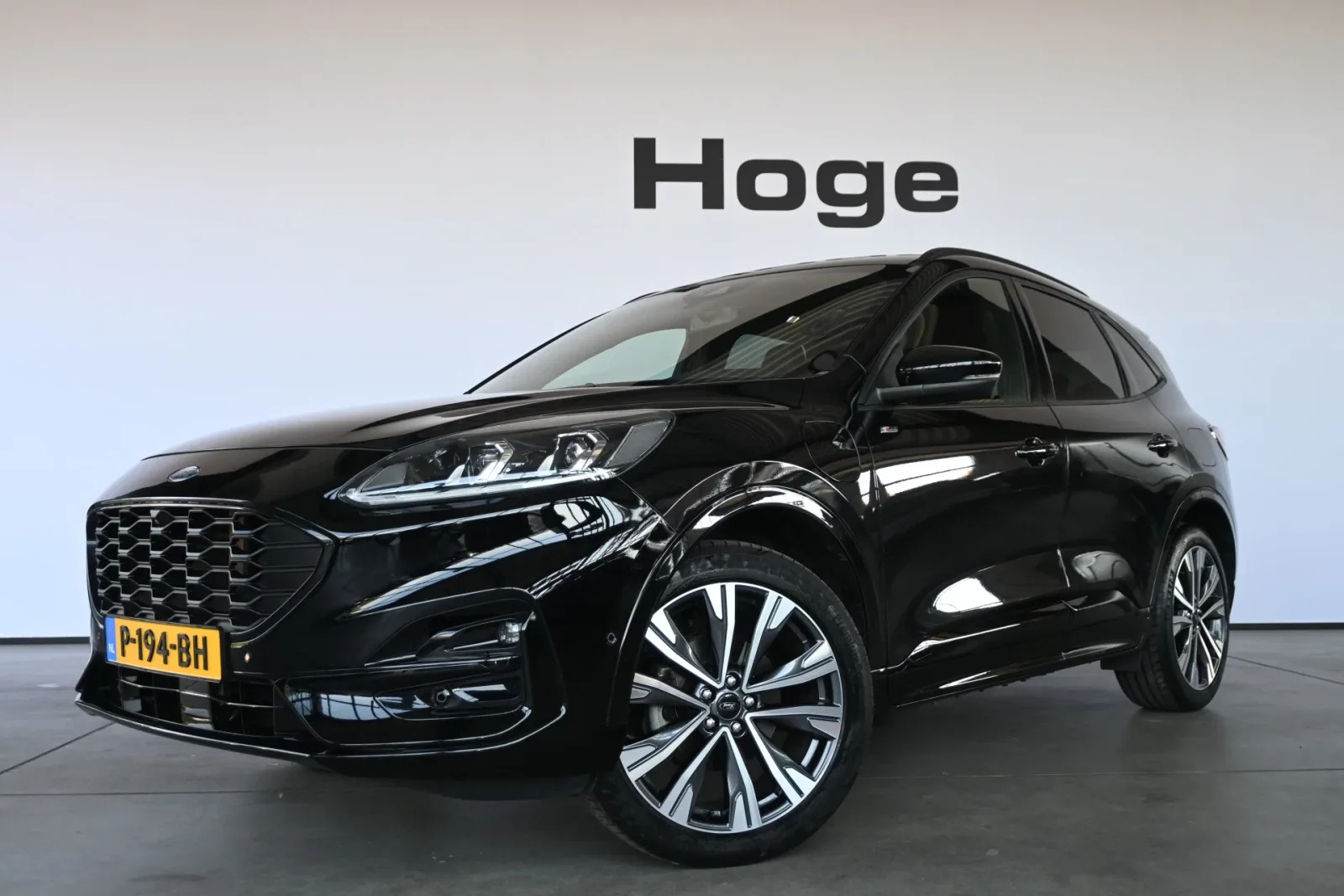 Ford Kuga (2021) — foto 1