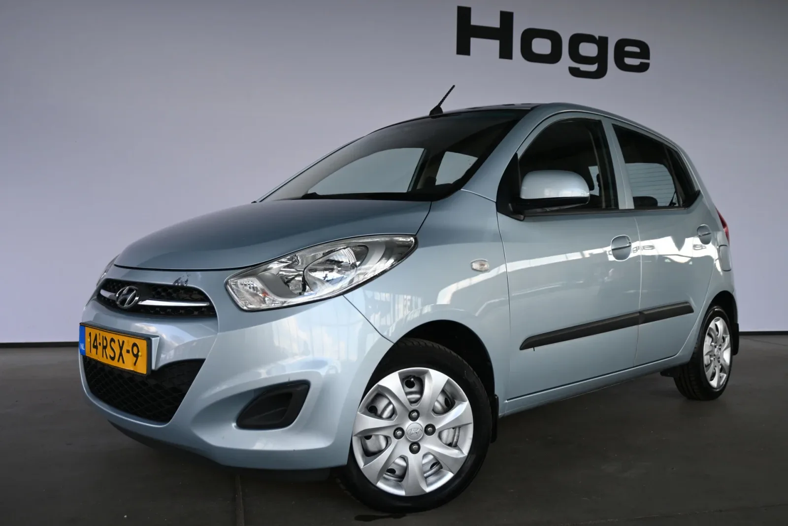 Hyundai i10 (2011) — foto 1
