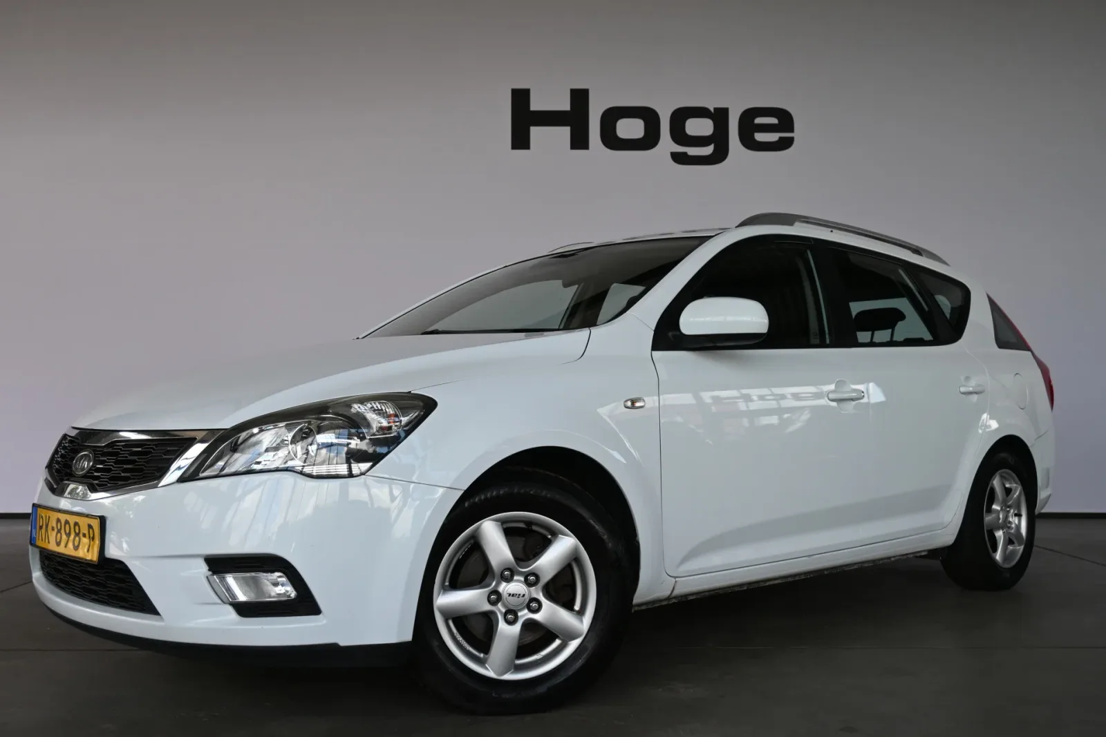 Kia Cee'd (2011) — foto 1
