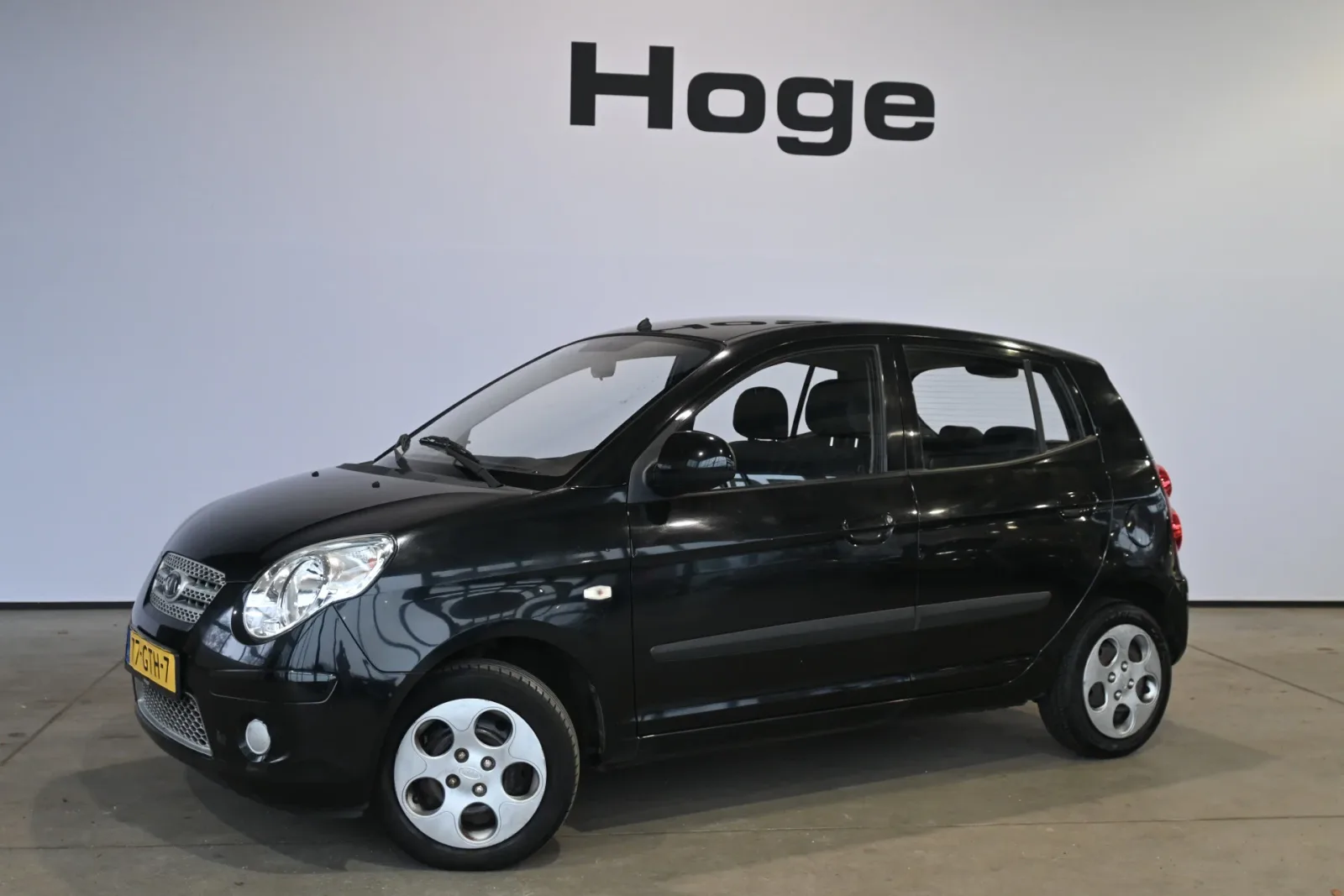 Kia Picanto (2008) — foto 1