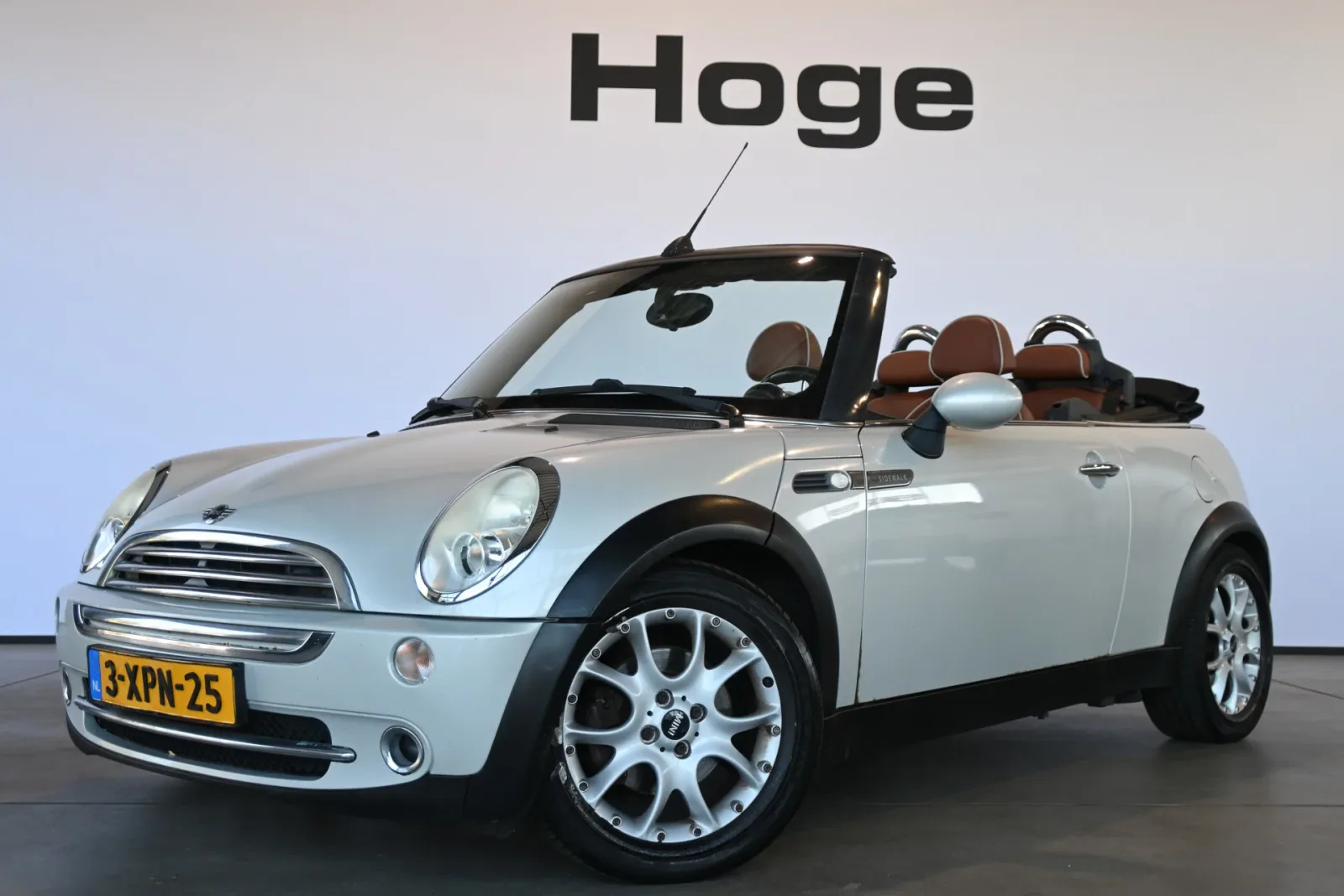 MINI Cabrio (2008) — foto 1