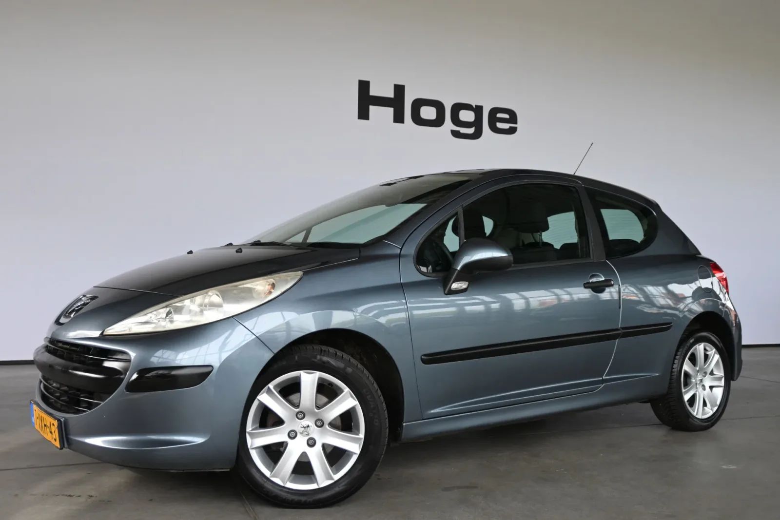 Peugeot 207 (2006) — foto 1