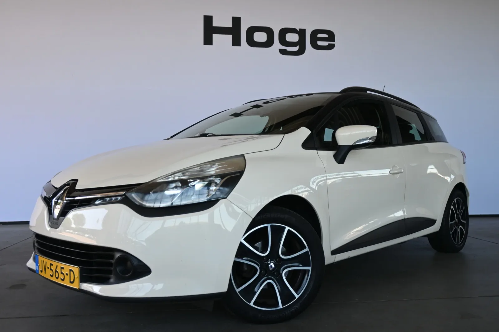 Renault Clio (2016) — foto 1