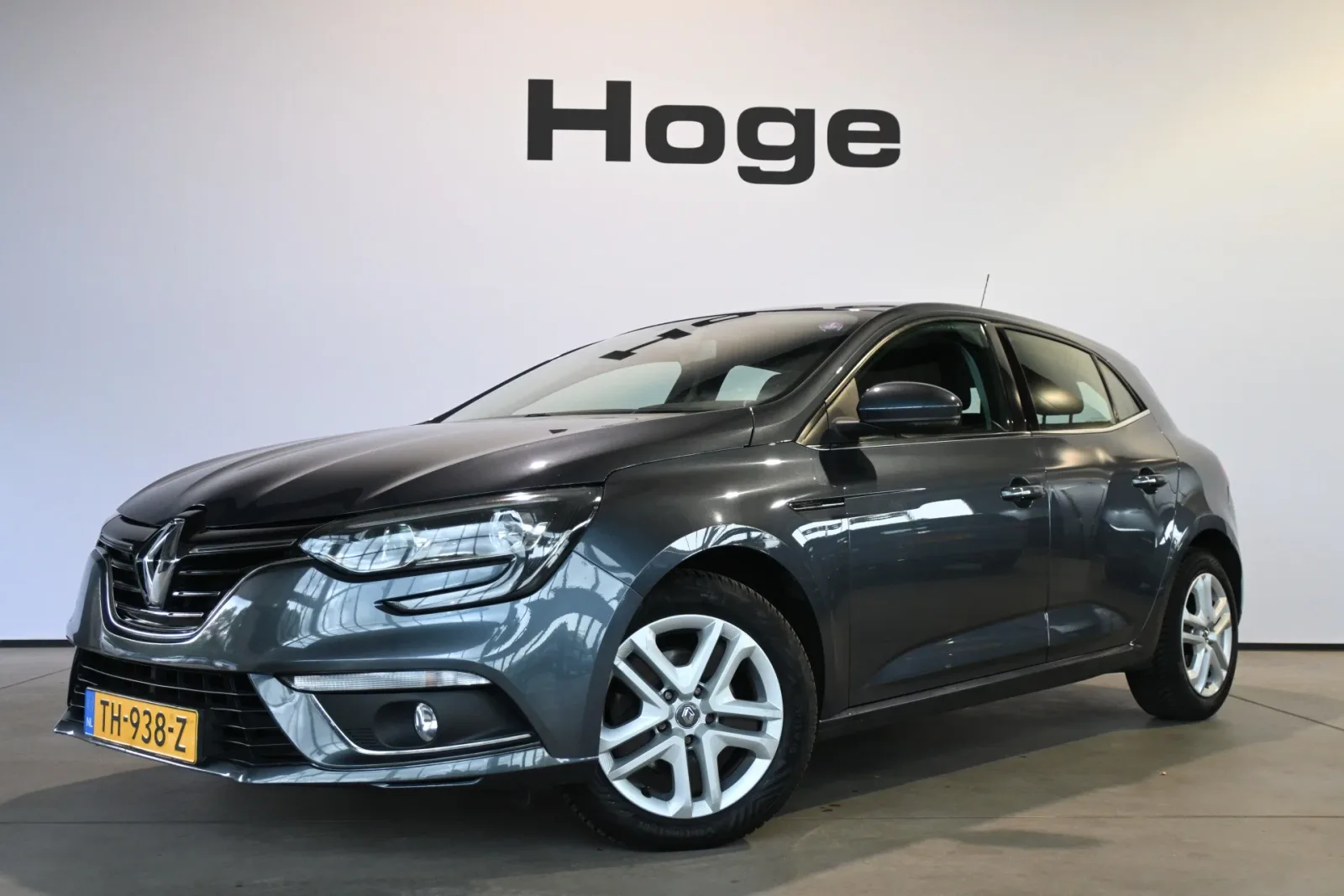 Renault Mégane (2018) — foto 1