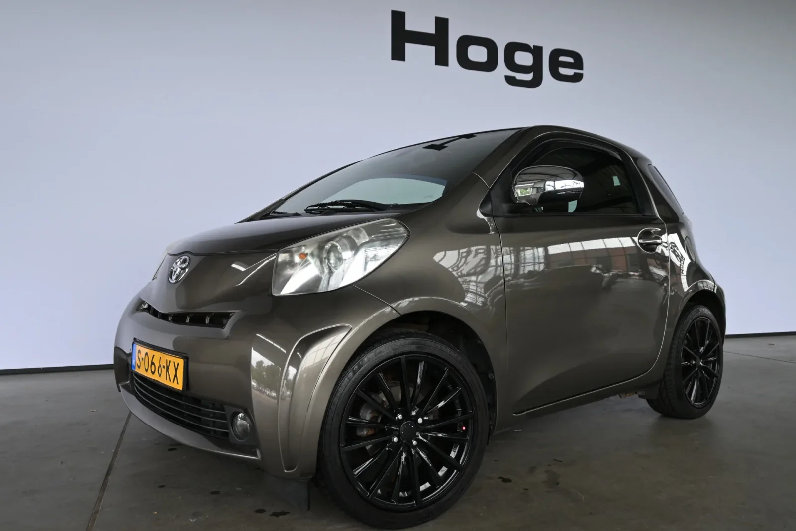 Toyota IQ (2010) — foto 1