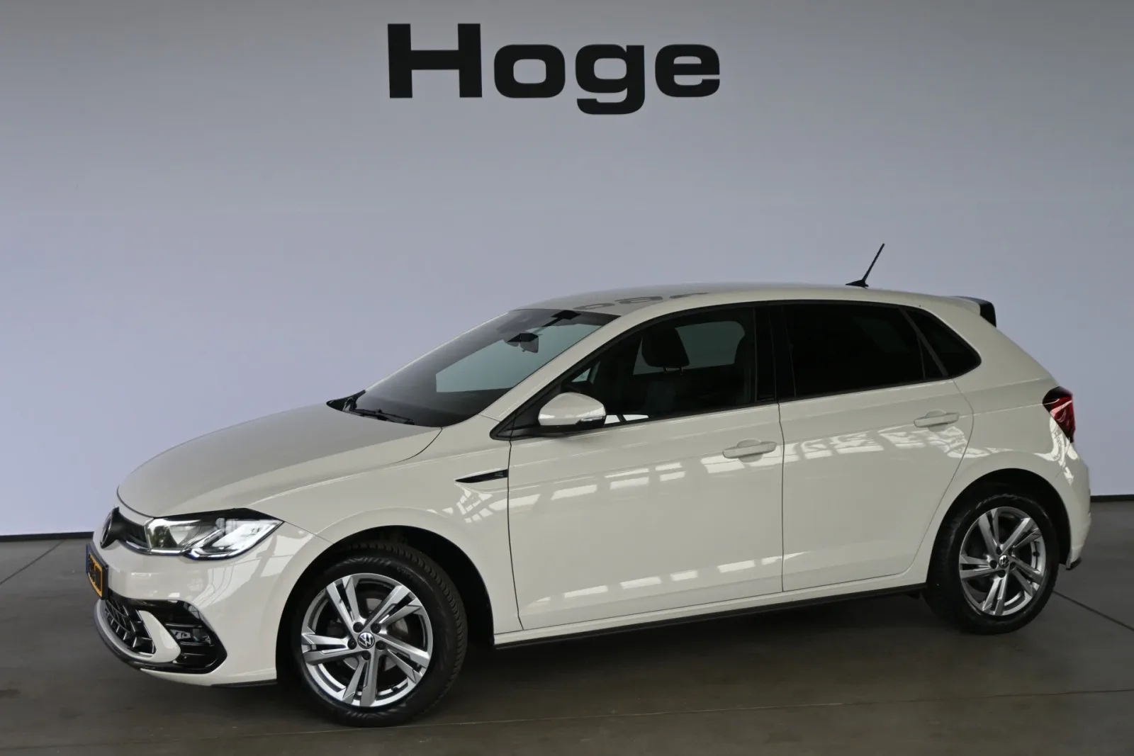 Volkswagen Polo (2022) — foto 1