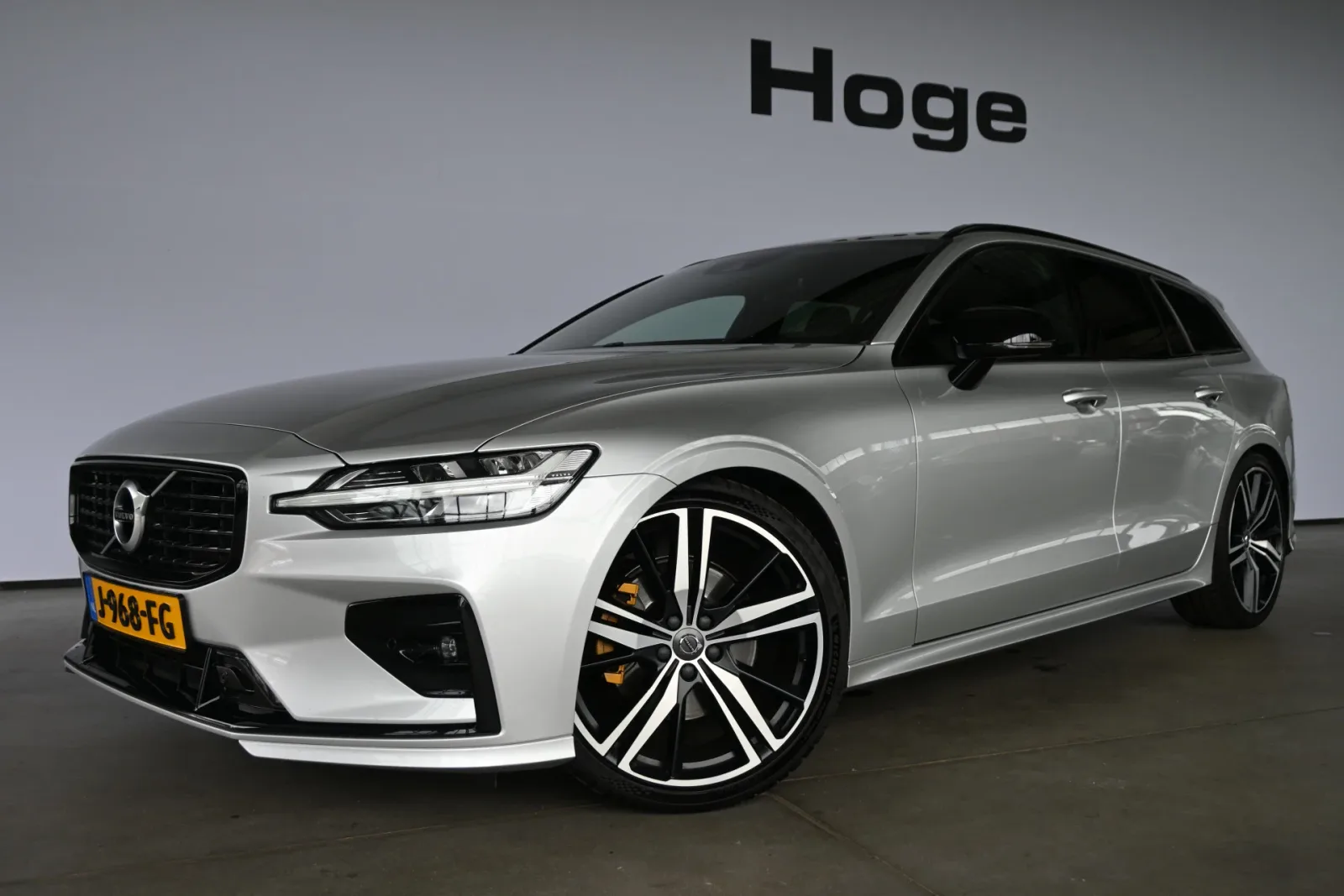 Volvo V60 (2020) — foto 1