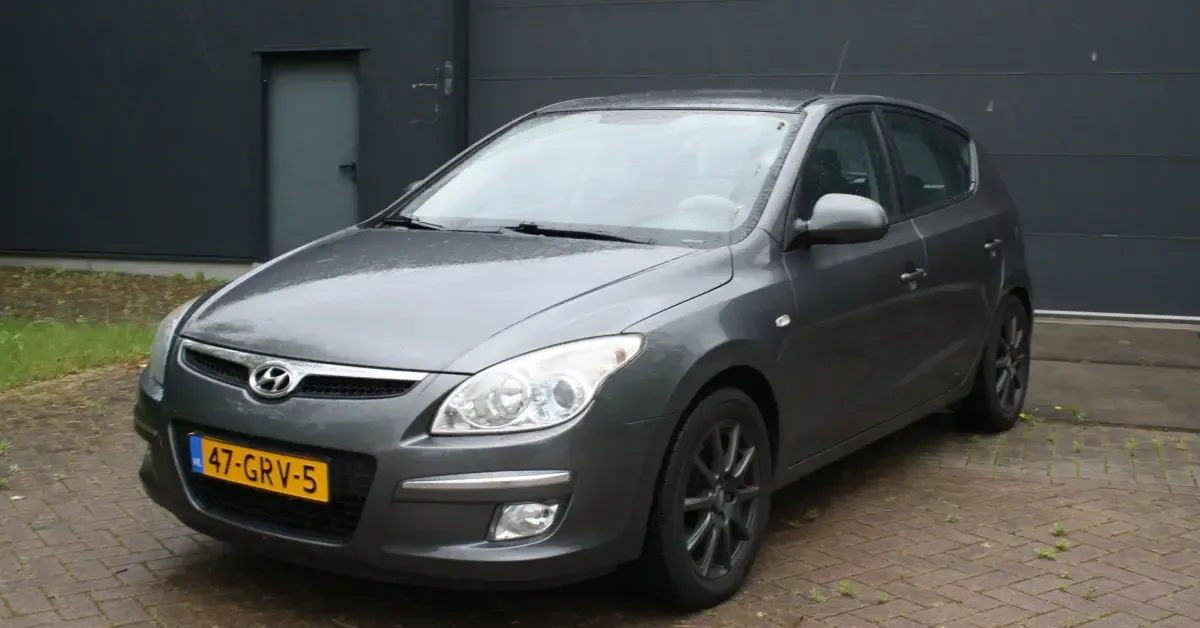 Hyundai i30 (2008) — foto 1