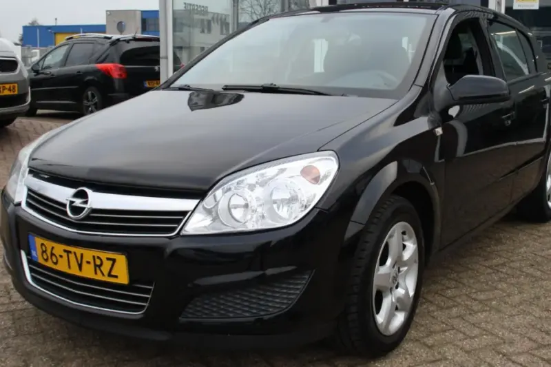 Opel Astra (2007)