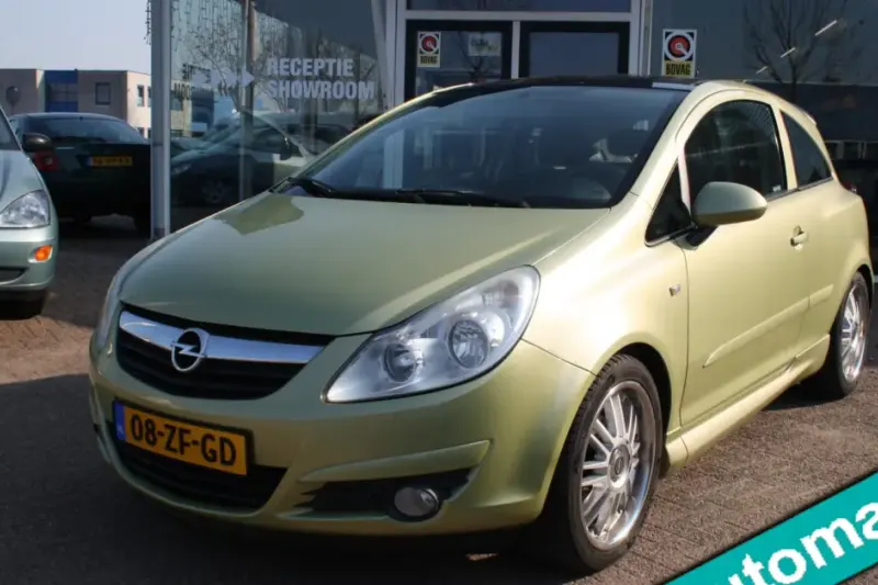 Opel Corsa (2008)