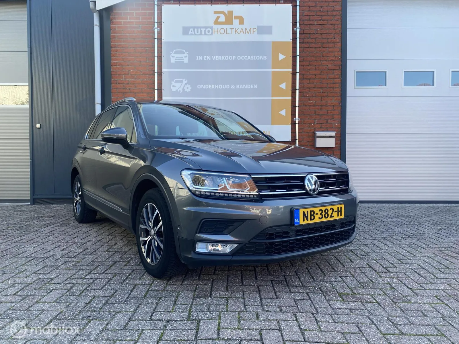 Volkswagen Tiguan (2017) — foto 1