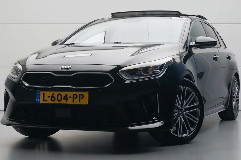 Kia ProCeed (2021)