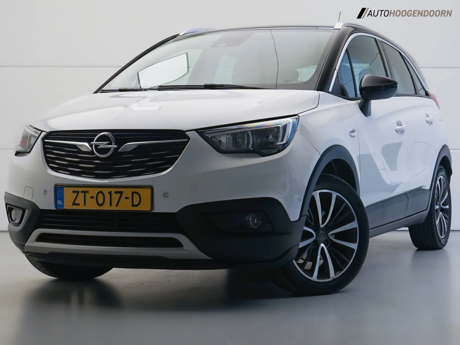 Opel Crossland X (2019) — foto 1