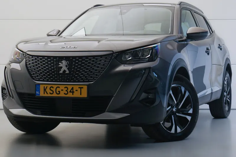Peugeot 2008 (2021)