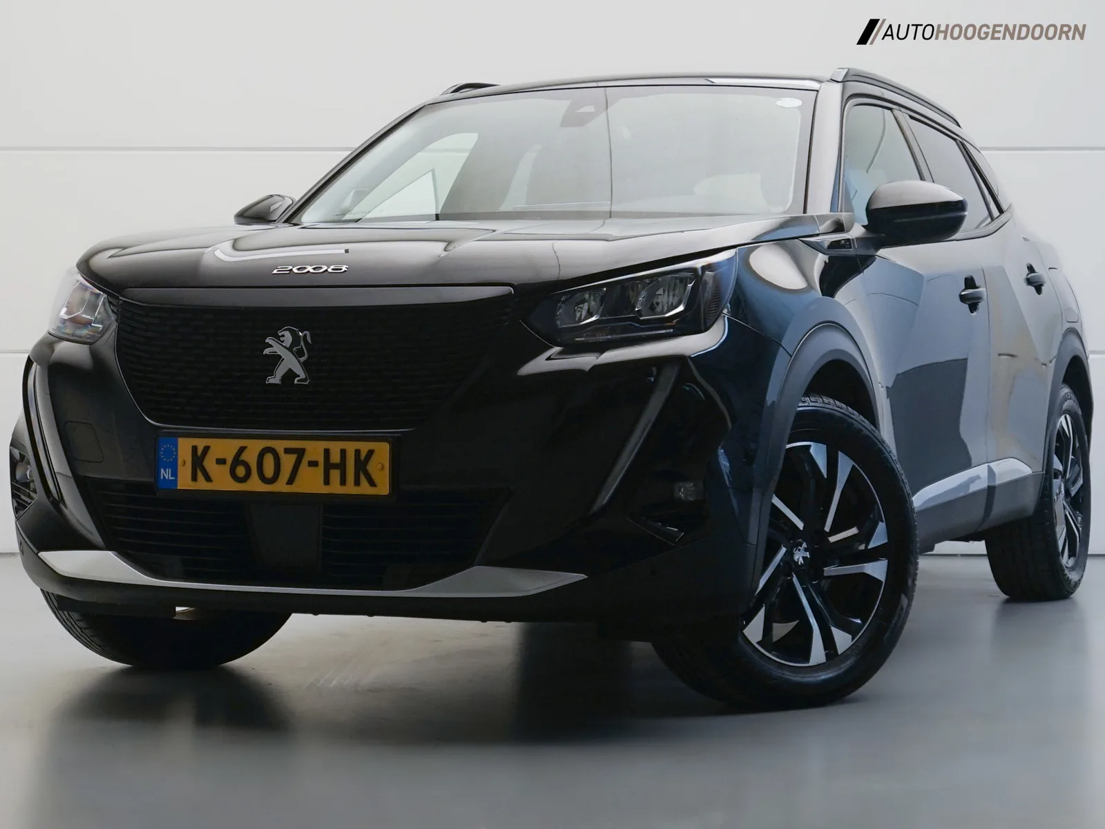 Peugeot e-2008 (2020) — foto 1