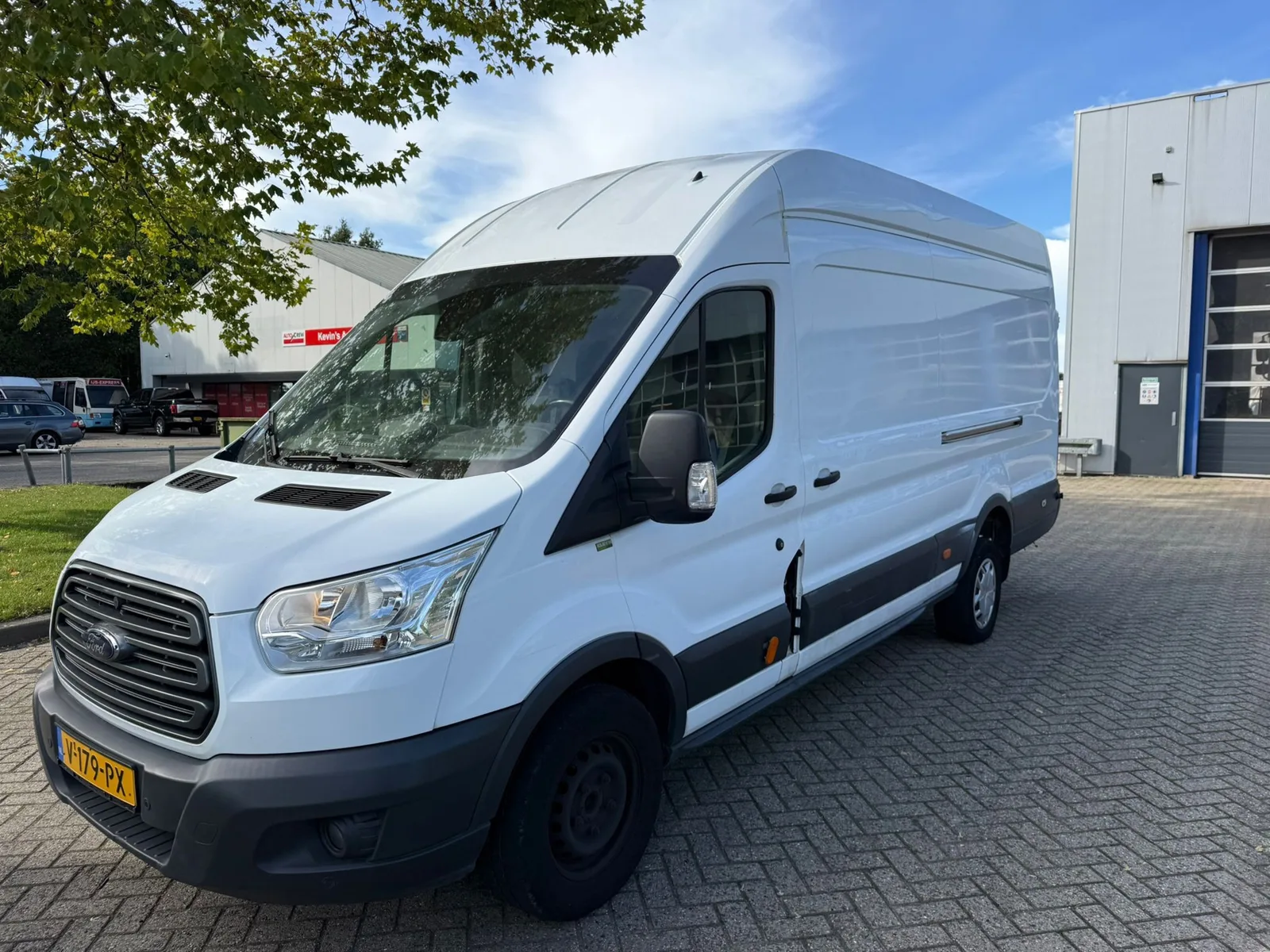 Ford Transit (2018) — foto 1