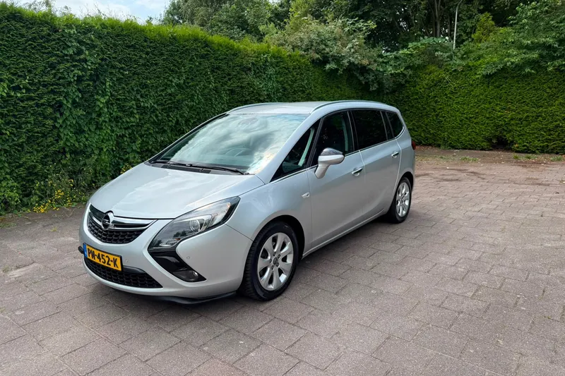 Opel Zafira (2013)