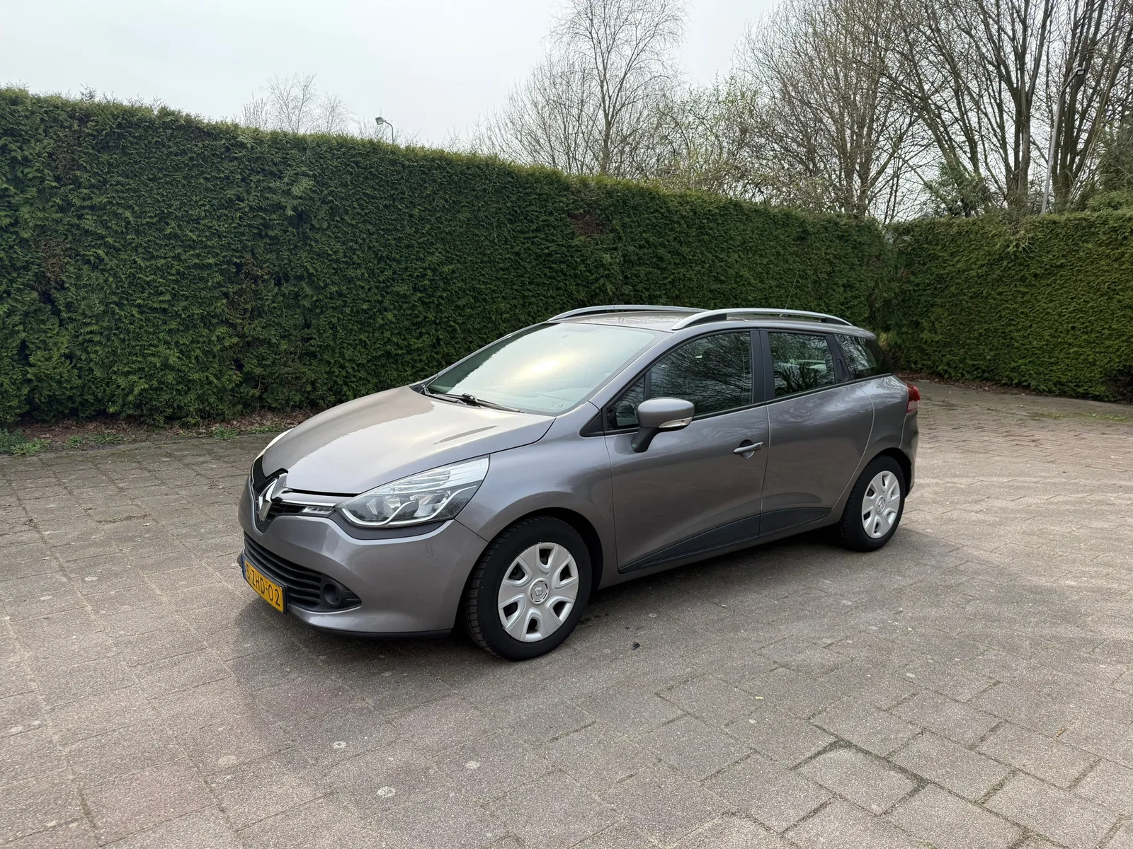 Renault Clio (2015) — foto 1