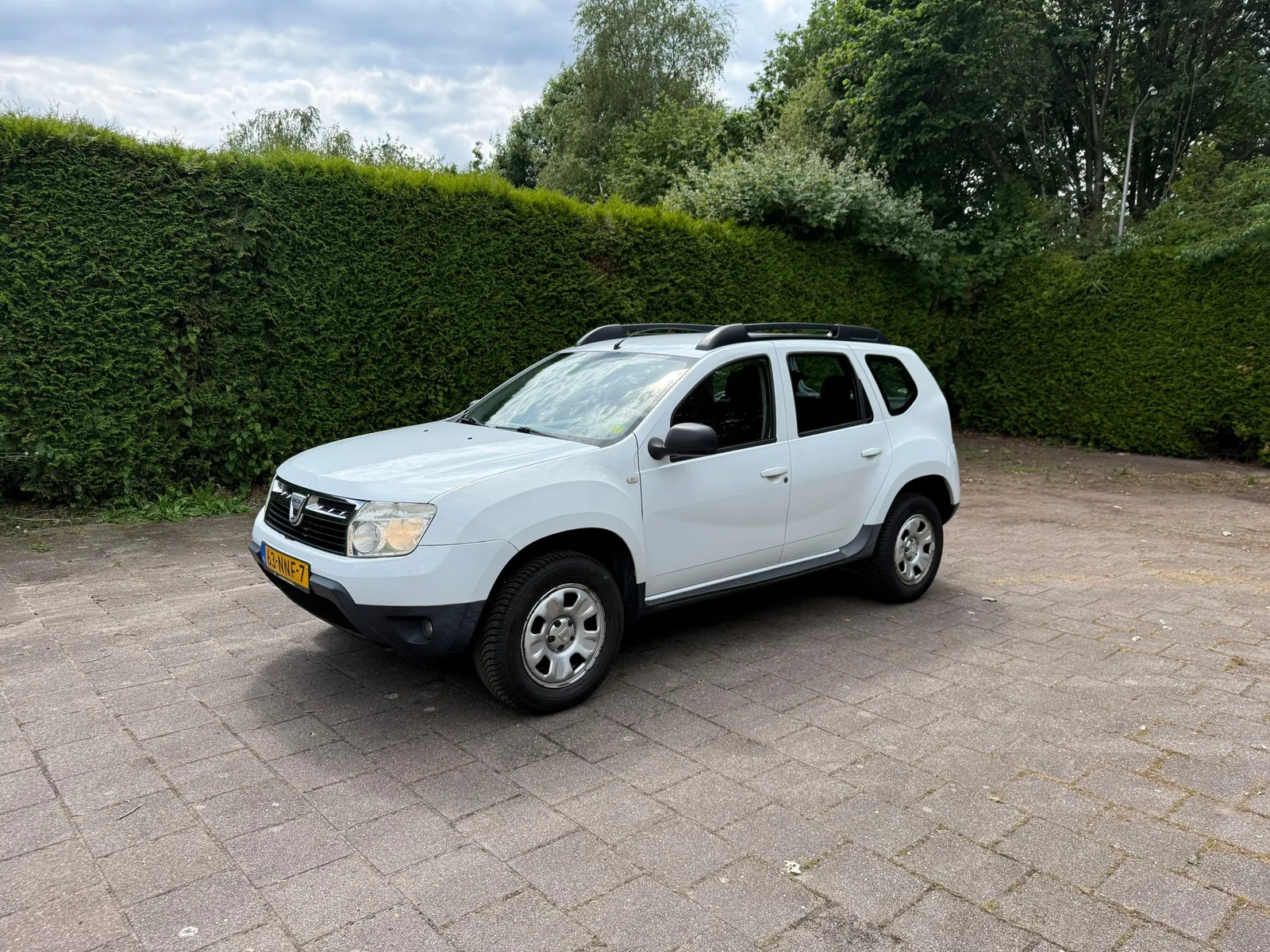 Dacia Duster (2010) — foto 1