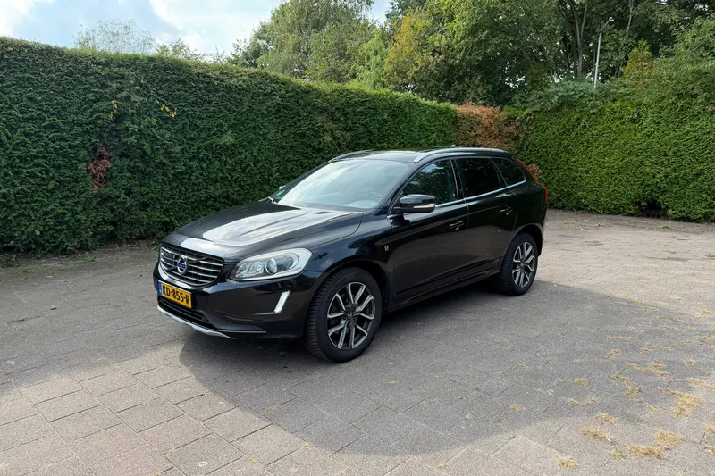 Volvo XC60 (2016)