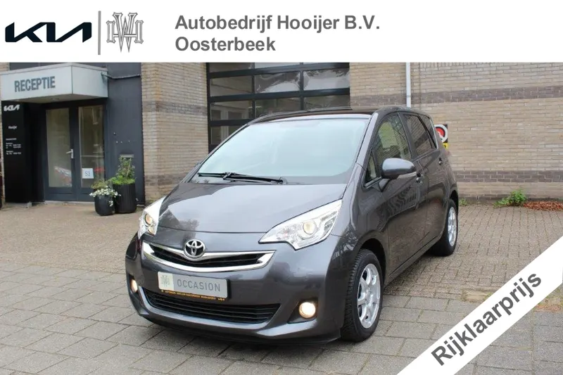 Toyota Verso S (2015)
