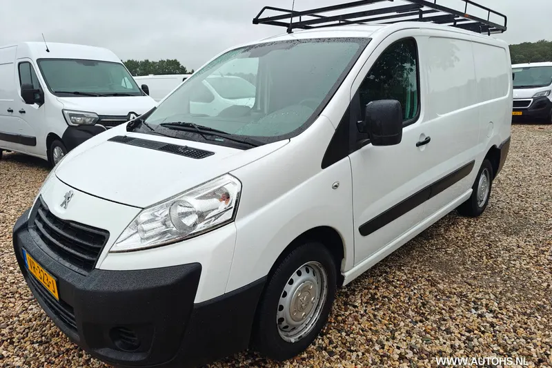 Peugeot Expert (2015)