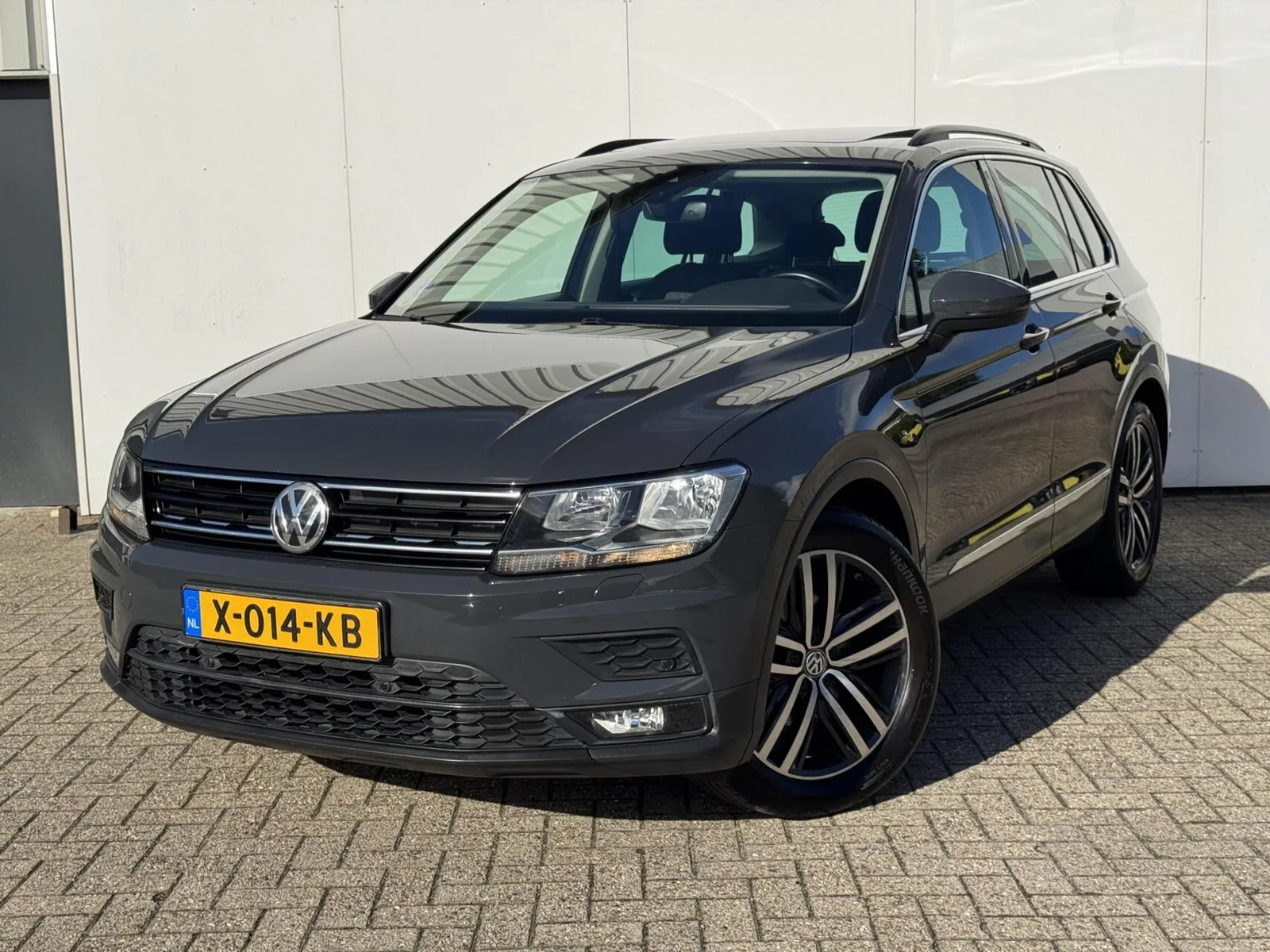 Volkswagen Tiguan (2018) — foto 1
