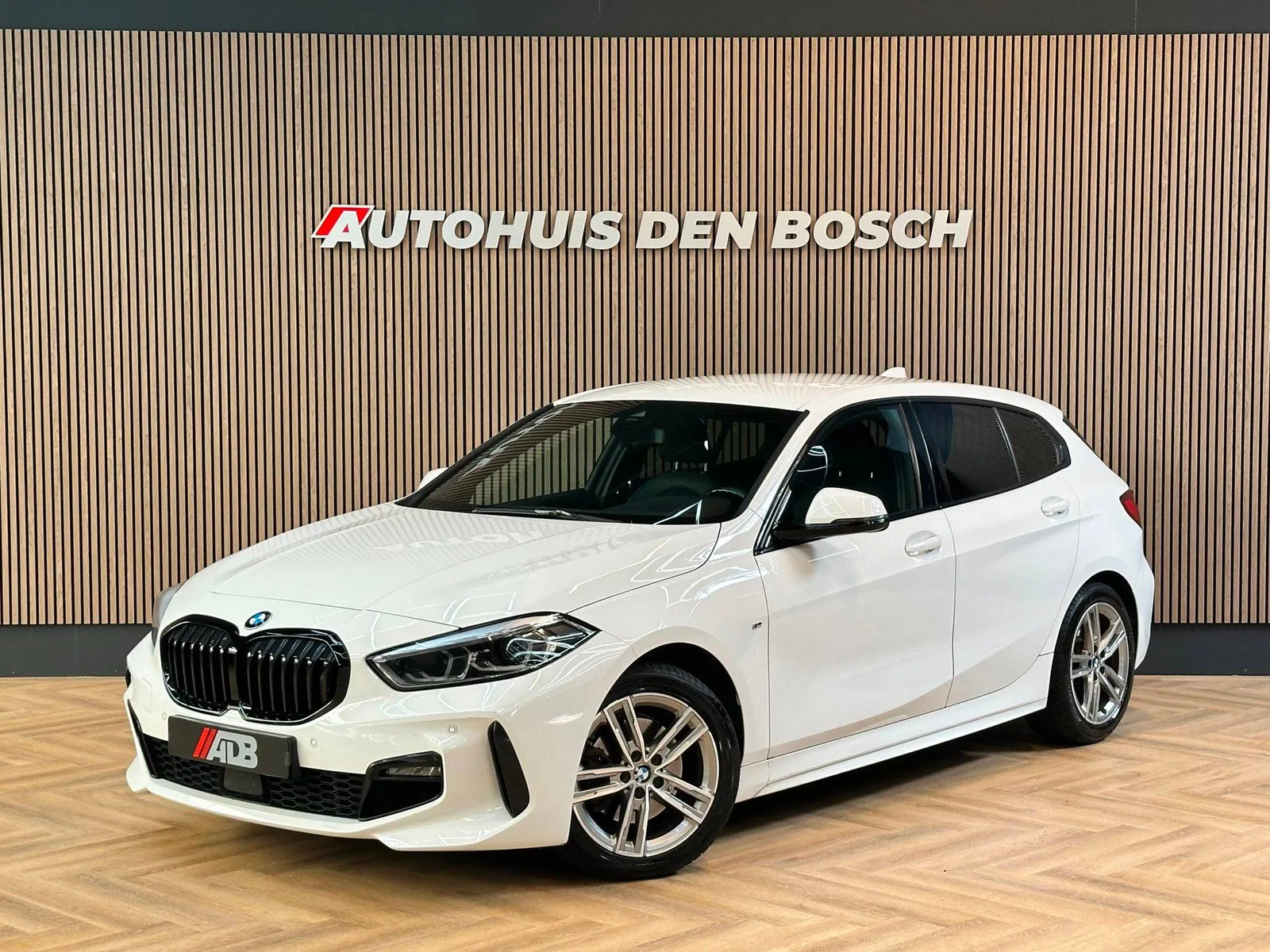 BMW 1-Serie (2021) — foto 1