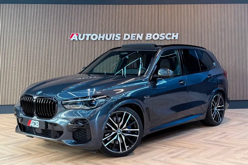 BMW X5 (2022)