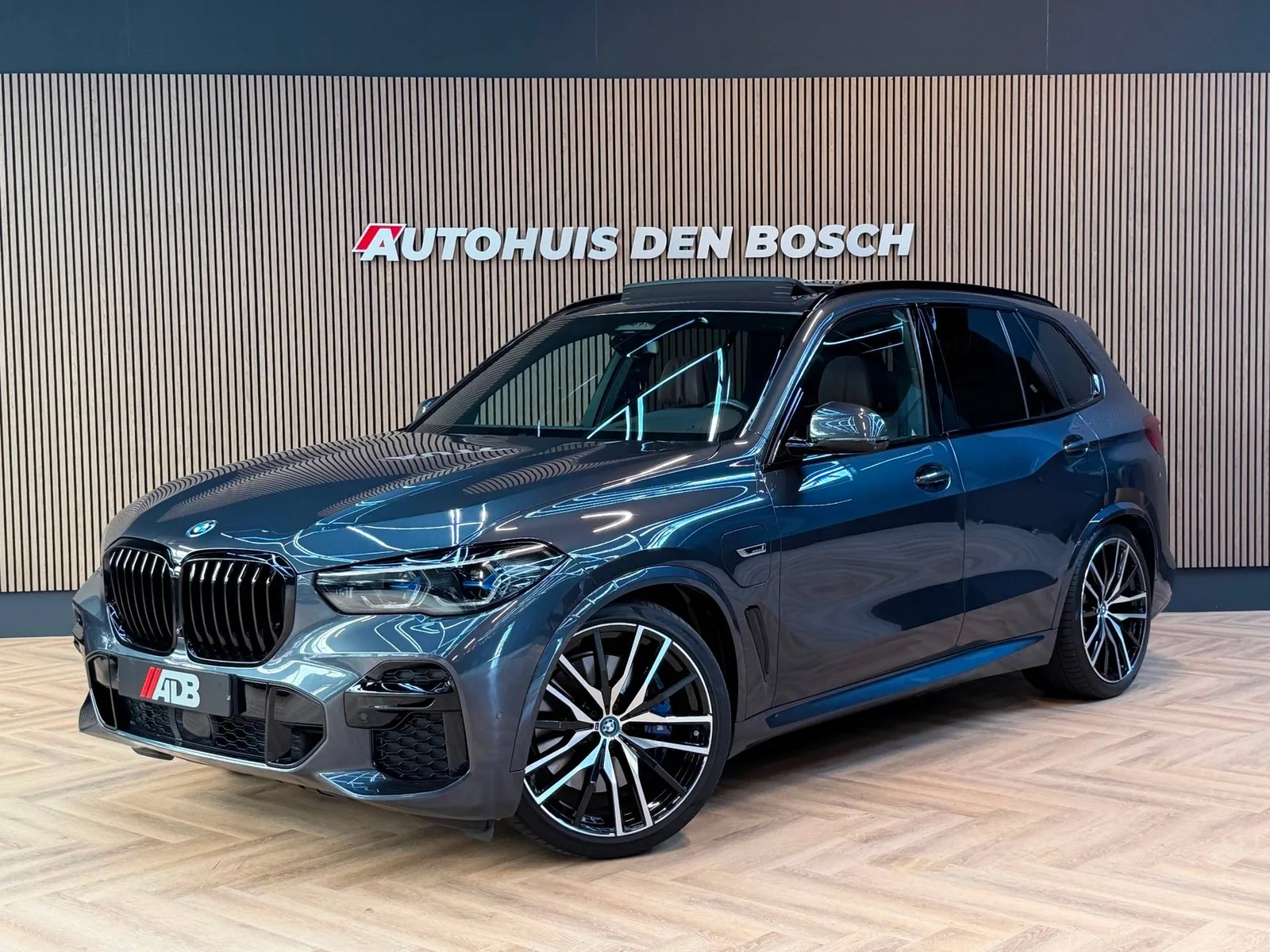 BMW X5 (2022) — foto 1