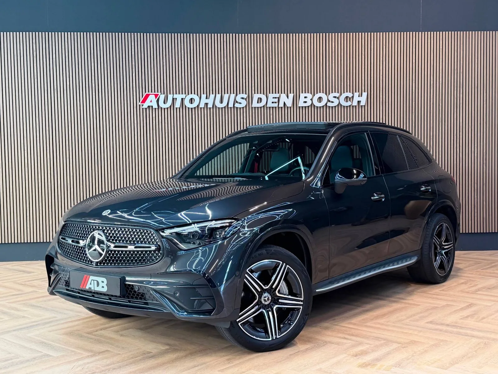 Mercedes-Benz GLC-Klasse (2023) — foto 1