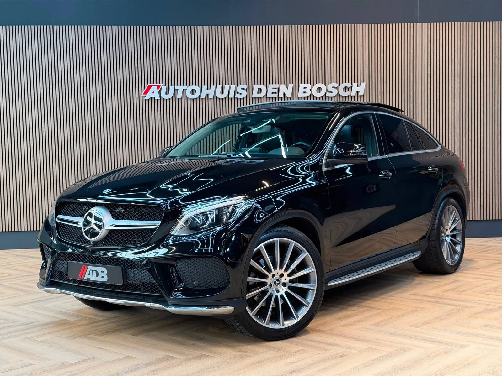 Mercedes-Benz GLE (2018) — foto 1