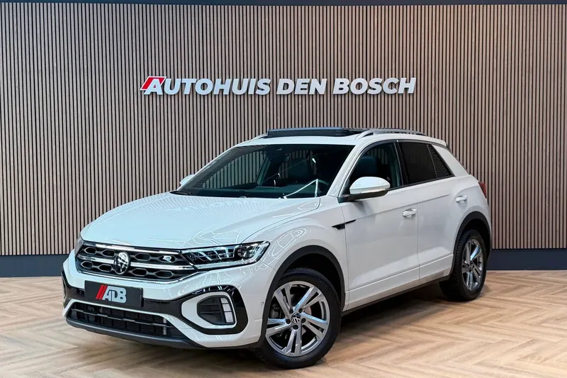 Volkswagen T-Roc (2023)