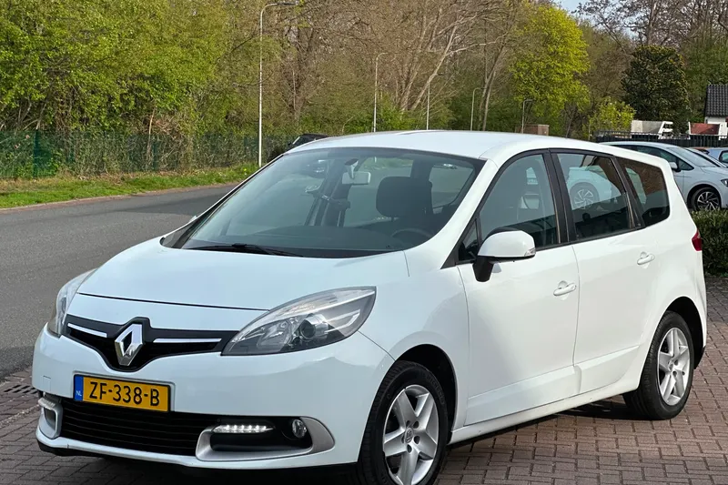 Renault Grand Scénic (2016)