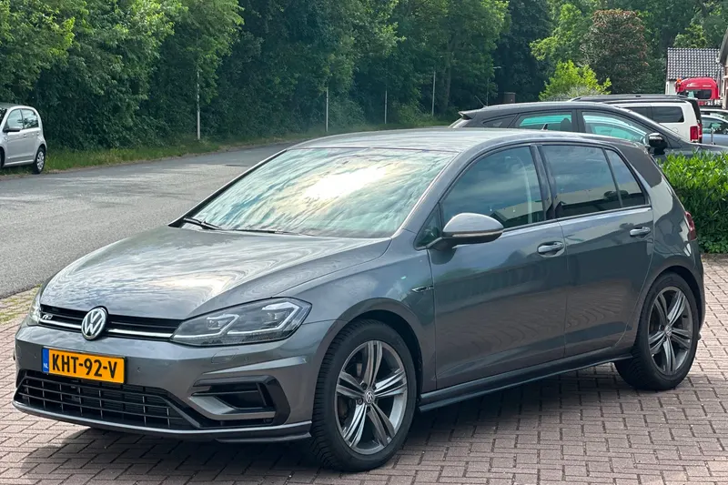 Volkswagen Golf (2019)