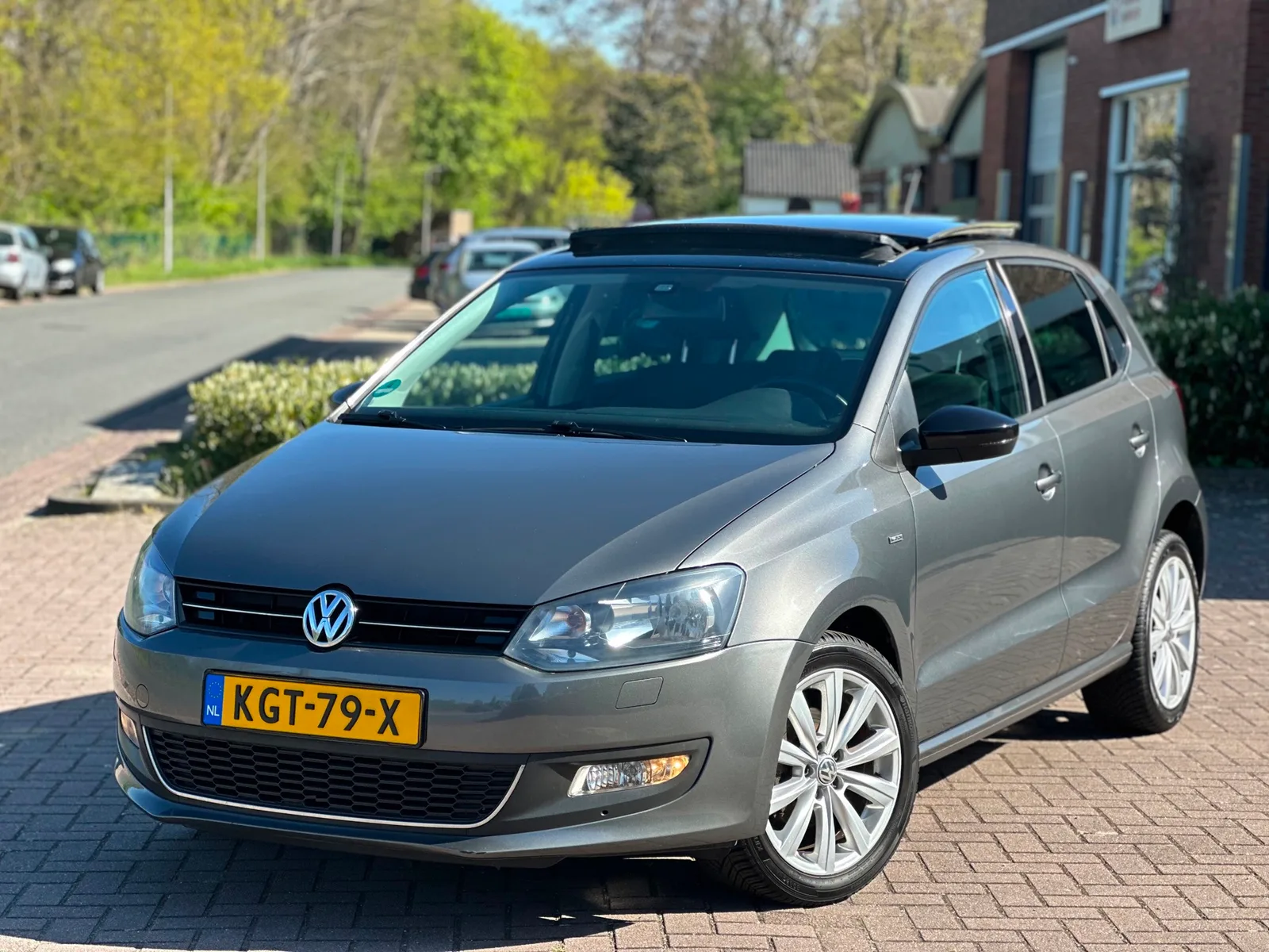 Volkswagen Polo (2012) — foto 1